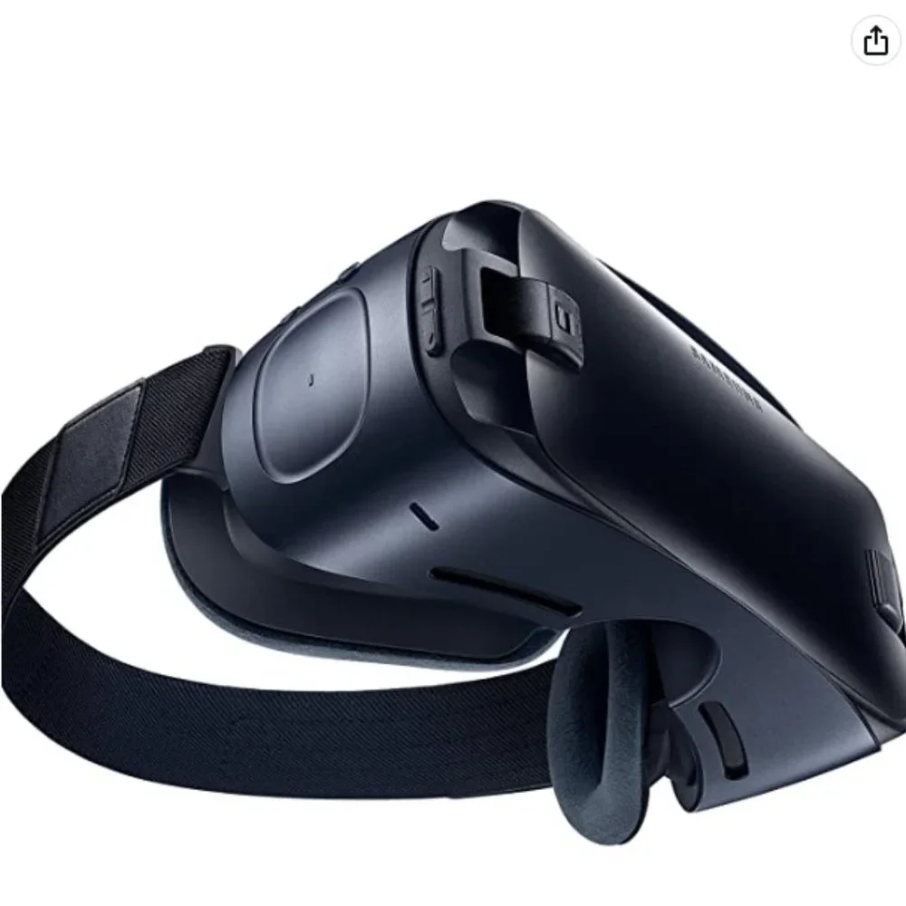 Excellent Used Condition SAMSUNG GEAR VR SM-R323 Headset Powered by OCULUS